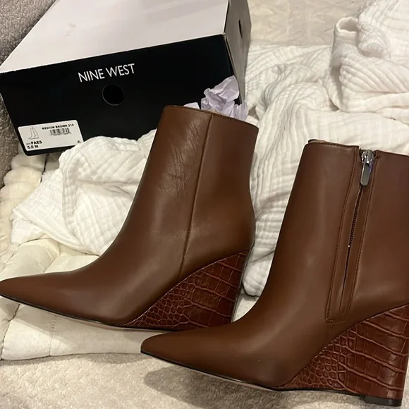 Nine West Pars medium brown ankle boots - Picture 3 of 4